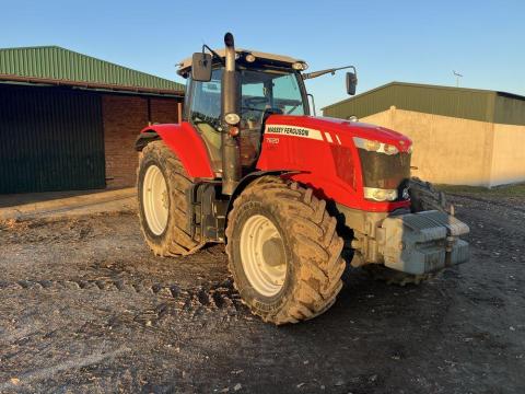 Massey Ferguson 7620 - 0%Áfa-Leszállítva Massey Ferguson 7620 - 0%Áfa-Leszállítva