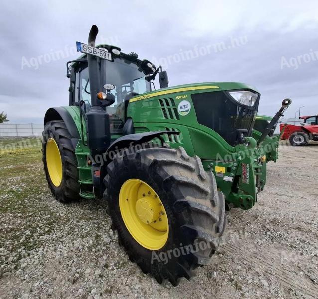 John Deere 6175M