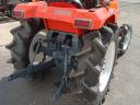 Kubota X20 négyhengeres,  20 lóerős,  4x4 hajtású japán kistraktor