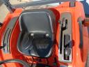 Kubota GT3 négyhengeres,  21 lóerős,  4x4 hajtású kistraktor