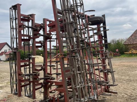 Kombinátor Kombinátor