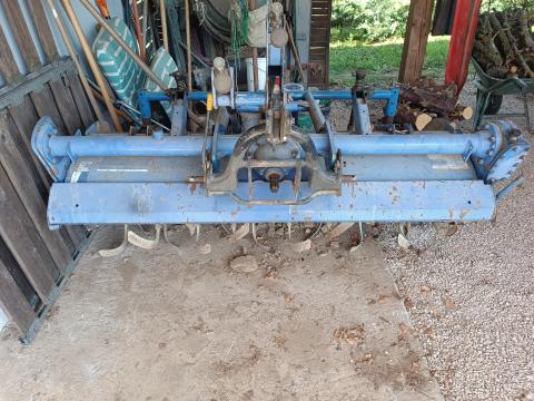 Iseki 170 japán talajmaró eladó (Kubota, Yanmar, AGT, MTZ, T25, Solis, Mitsubishi kompatibilis) Iseki 170 japán talajmaró eladó (Kubota, Yanmar, AGT, MTZ, T25, Solis, Mitsubishi kompatibilis)