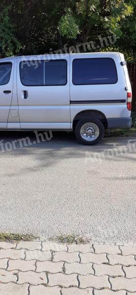 Eladó egy Toyota Hiace