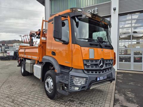 Mercedes-Benz Arocs 1832 KK hátsó daru Atlas 126.4E-A3L Funk / 2021 / 38 522 km / lízing 2 Mercedes-Benz Arocs 1832 KK hátsó daru Atlas 126.4E-A3L Funk / 2021 / 38 522 km / lízing 2