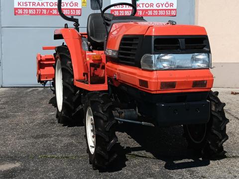 Kubota GL200 összkerekes,  szervós 20 LE traktor,  gyári talajmaróval Kubota GL200 összkerekes,  szervós 20 LE traktor,  gyári talajmaróval