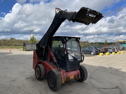 JCB R260 / 2013 / 5 758 üzemóra / Lízing 20%-tól