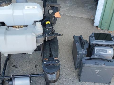 DJI Agras T25 permetező drón szett eladó