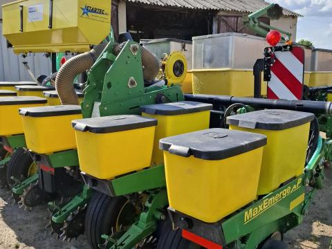 John Deere 1770 John Deere 1770