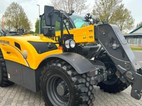 New Holland TH 7.42 Elite demó