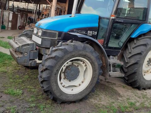 New Holland 6635 jó állapotú traktor eladó New Holland 6635 jó állapotú traktor eladó