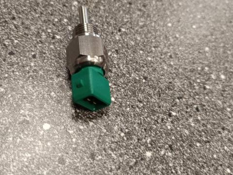 Timberjack hőmérséklet-érzékelő a motorhoz és a hidraulika tartályhoz F026842 Timberjack hőmérséklet-érzékelő a motorhoz és a hidraulika tartályhoz F026842