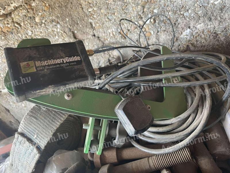 Eladó egy Machinery Guide SM1 sorvezető szett tablettel