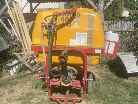 FORRÁS 600 AXI függesztett axiálventilátoros permetezőgép (FA600)