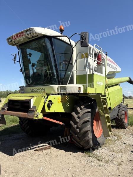 Claas Medion 330