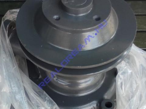Vízszivattyú IFA W50 mechanikus 4 furatos ékszíjtárcsával Vízszivattyú IFA W50 mechanikus 4 furatos ékszíjtárcsával
