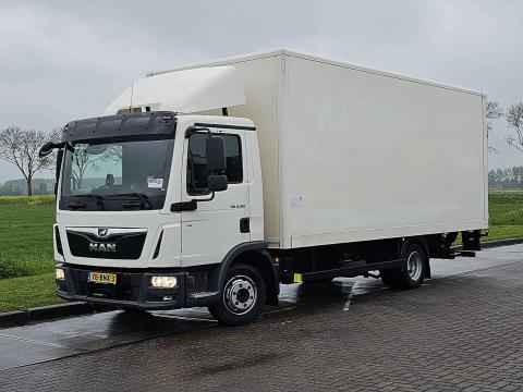 MAN - 8.180 TGL / 2017 / 342 872 km / Lízing 20%-tól MAN - 8.180 TGL / 2017 / 342 872 km / Lízing 20%-tól