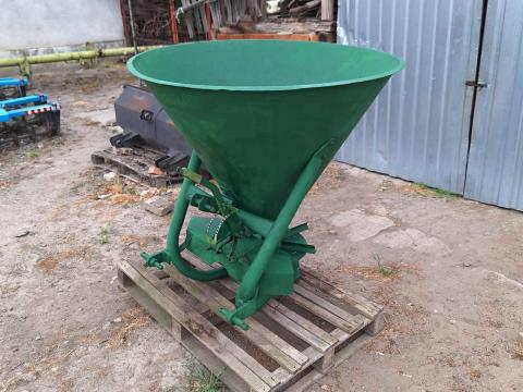 Műtrágyaszóró 500 l