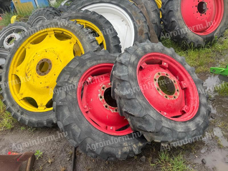 ÁPOLÓKERÉK,  MŰVELŐKERÉK GARNITÚRA 9.5-44, 9.5-28 JOHN DEERE,  CLAAS,  FERGUSON stb