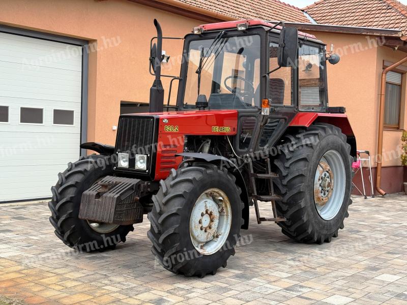 Belarus MTZ 820.2 traktor