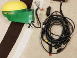 John Deere sorvezető (ITC antenna + monitor)