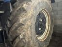 New Holland T8050