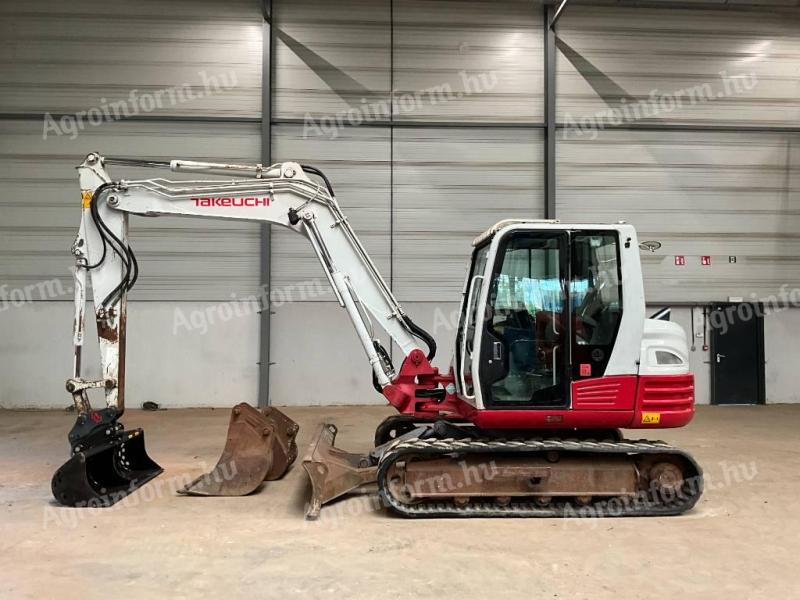 Takeuchi TB 285 / 2012 / 5 679 üzemóra / Lízing 20%-tól