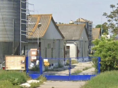 Szomszédos baromfitelepek Szomszédos baromfitelepek