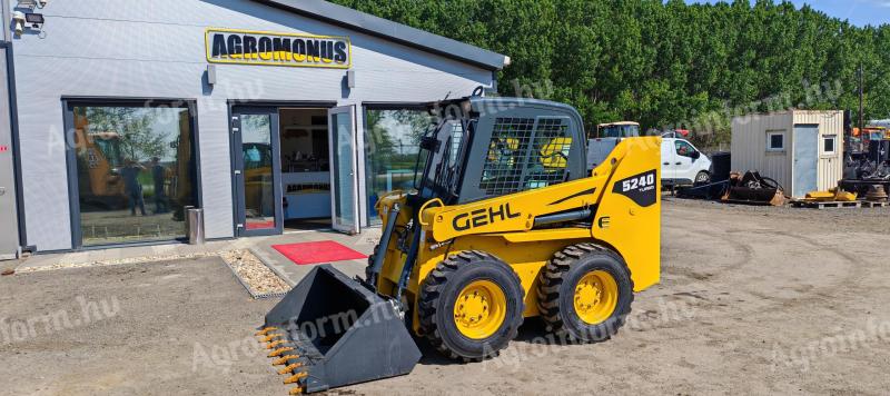 Gehl 5240 Turbo csúszókormányzású rakodó