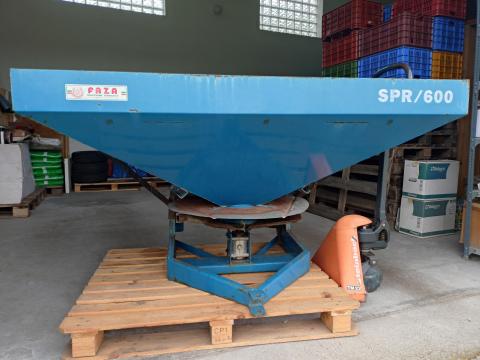 OLASZ műtrágyaszóró OLASZ műtrágyaszóró