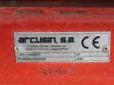 Arcusin bálafelszedő