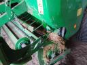 John Deere V451M