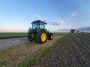 John Deere 3050