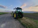 John Deere 3050