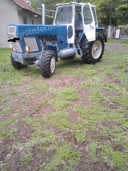 Fortschritt ZT 303-as traktor eladó
