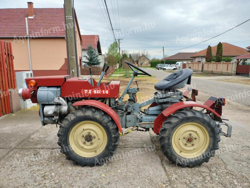 TZ 4K 14 kistraktor
