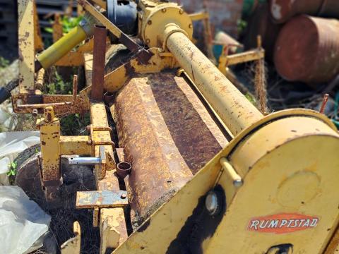 Bakhátkészítő Bakhátkészítő