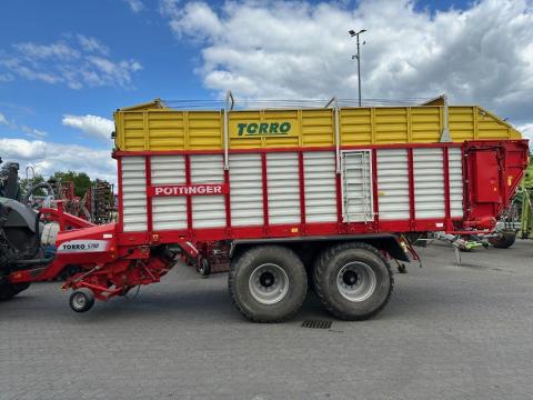 Pöttinger Torro 5700 D rendfelszedő kocsi