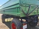 IFA HW 8011 billenős pótkocsi,  lassú jármű