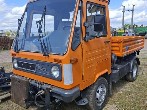 Multicar M-26 4x4 B-s jogosítvánnyal vezethető (sószóró, tolólap, szárzúzó) Multicar M-26 4x4 B-s jogosítvánnyal vezethető (sószóró, tolólap, szárzúzó)