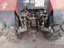 Mtz Belarus 1025.2 TracLift homlokrakodóval