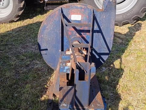 Függesztett lombfújó Függesztett lombfújó