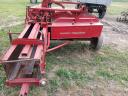 Massey Ferguson 10-8 kockabálázó