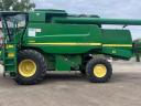 John Deere T660 Kombájn