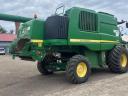John Deere T660 Kombájn