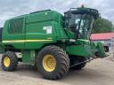 John Deere T660 Kombájn