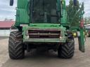 John Deere T660 Kombájn