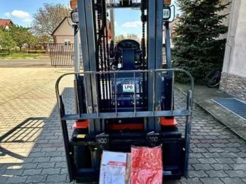 HELI CPYD18-RC1H TÍPUSÚ, GÁZ ÜZEMŰ EMELŐVILLÁS TARGONCA HELI CPYD18-RC1H TÍPUSÚ, GÁZ ÜZEMŰ EMELŐVILLÁS TARGONCA