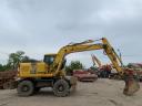 Komatsu PW140-7 gumikerekes kotró