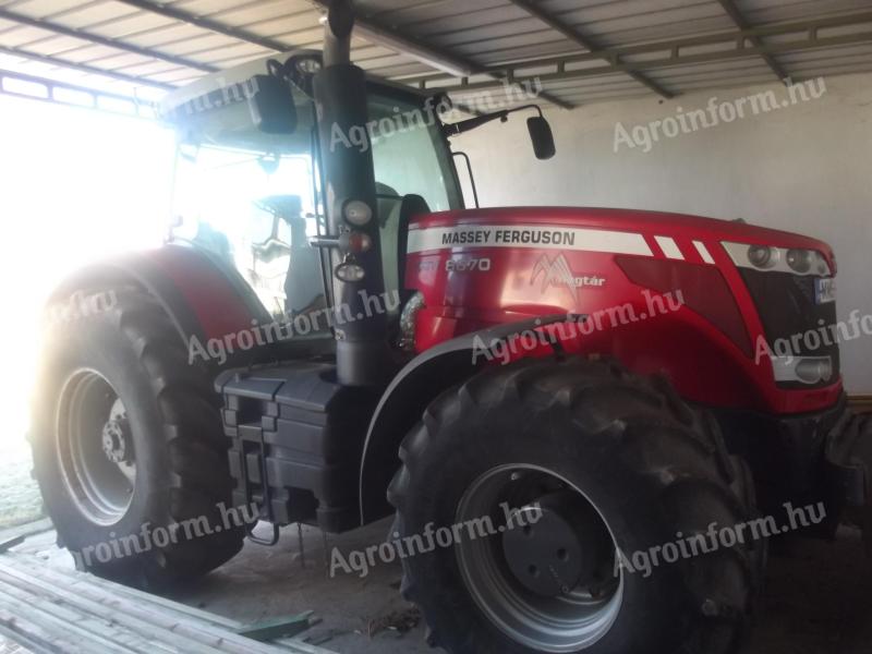 Műszakilag jó állapotú Massey Ferguson 8670 eladó