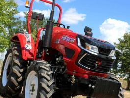 FarmTractor 504 fülke nélkül | Készlet AKCIÓ | 3 év garanciával